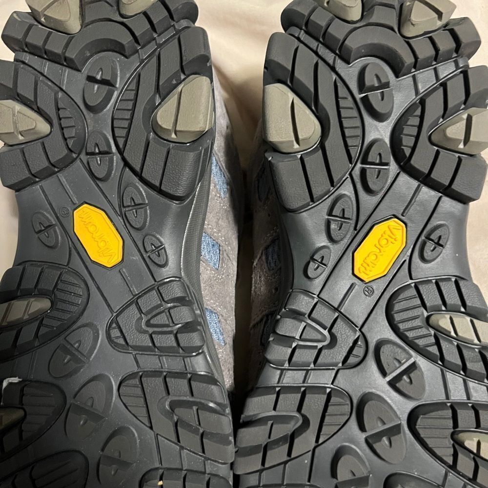 Gray and Blue Hiking Shoes - Picture 5 of 6